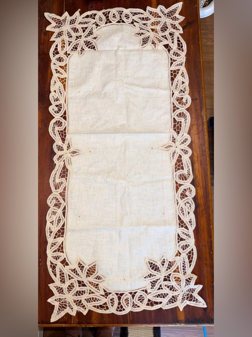 Vintage tablecloth hand embroidered crocheted flowers and lace trim